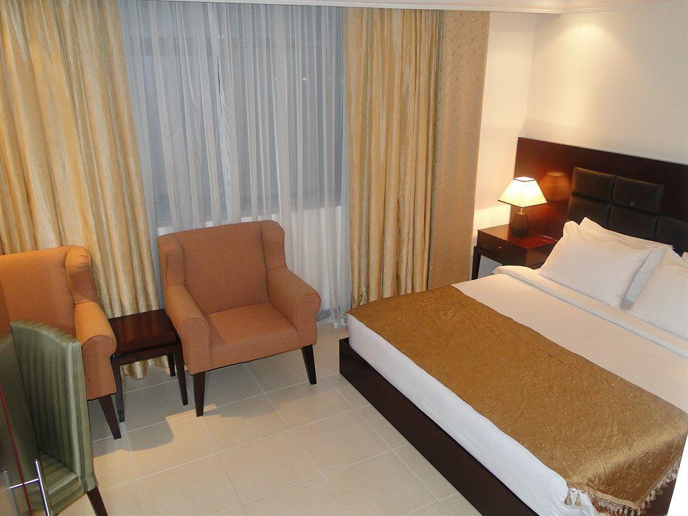 Ewan Ajman Suites Hotel Exteriér fotografie