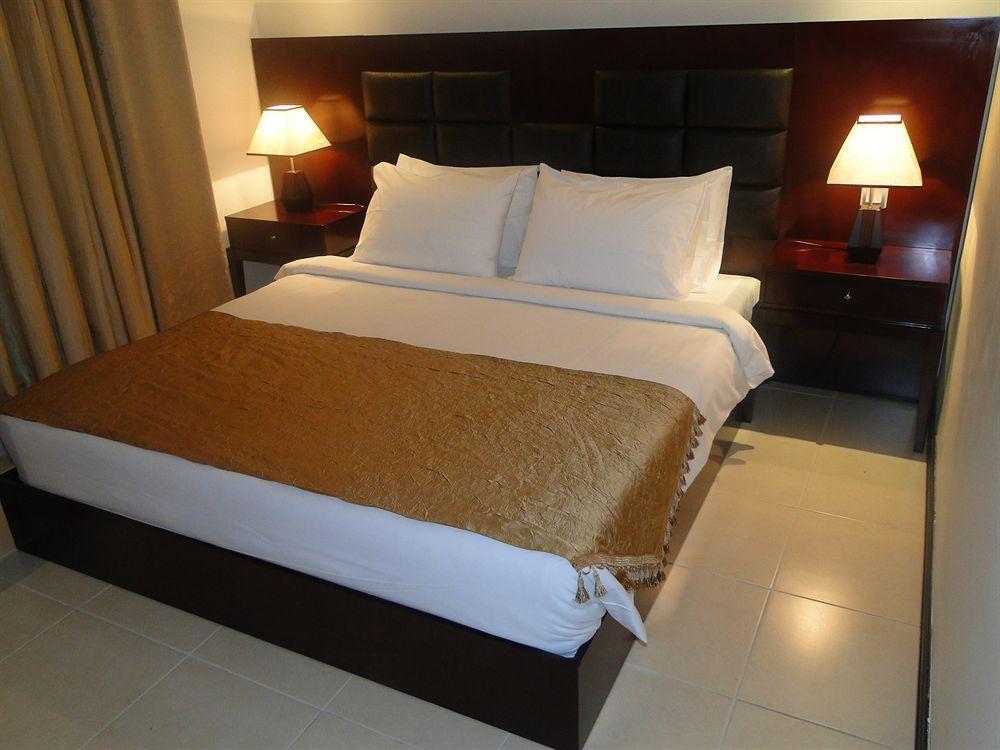 Ewan Ajman Suites Hotel Exteriér fotografie